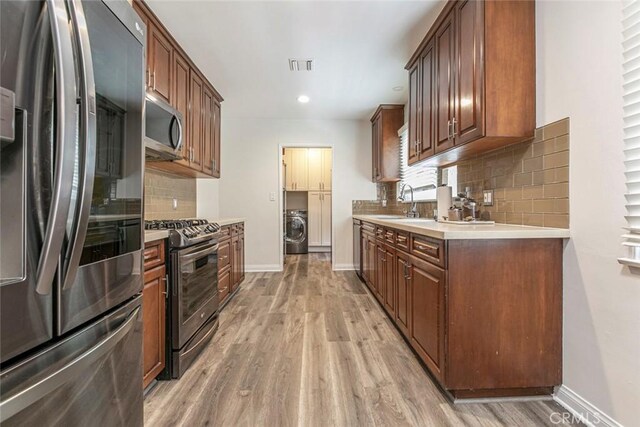 15409 Wyandotte St, Van Nuys, CA 91406 - photo 31
