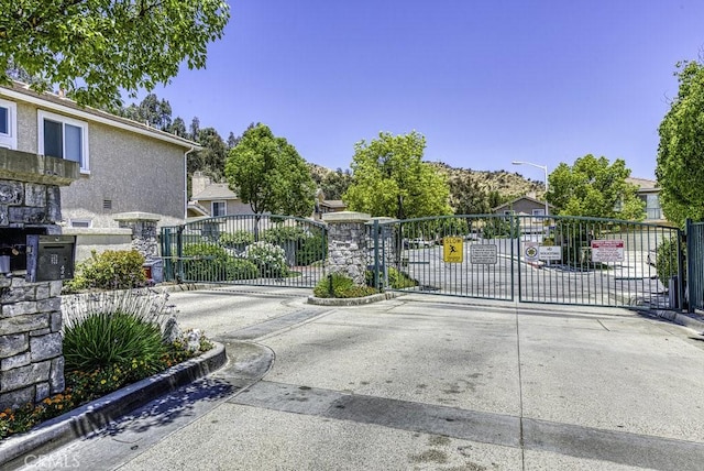 27625 Primrose Ln, Castaic, CA 91384 - view of gate