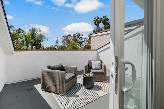 22627 Lakeside Ln, Lake Forest, CA 92630 - view of patio / terrace