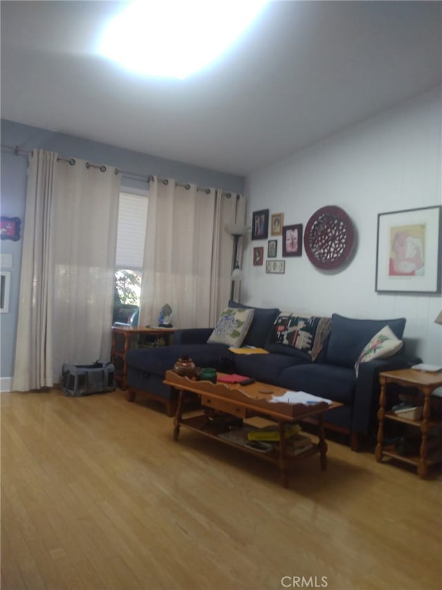 13141 Shawnee Ln Unit M-11 # 267-C, Seal Beach, CA 90740 - living area with wood finished floors