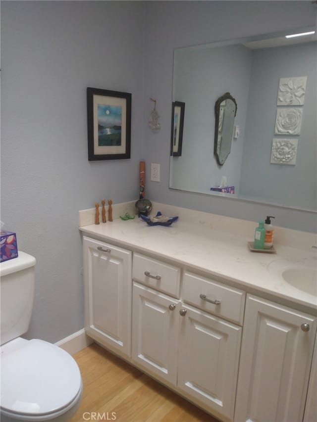 13141 Shawnee Ln Unit M-11 # 267-C, Seal Beach, CA 90740 - bathroom with wood finished floors and vanity