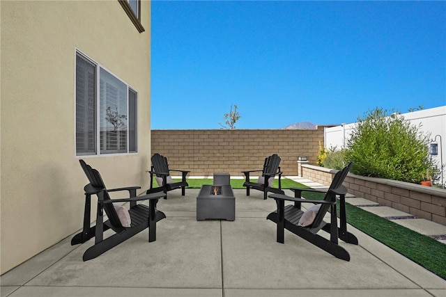1768 Camellia Ln, Redlands, CA 92374 - fenced backyard with a fire pit and a patio