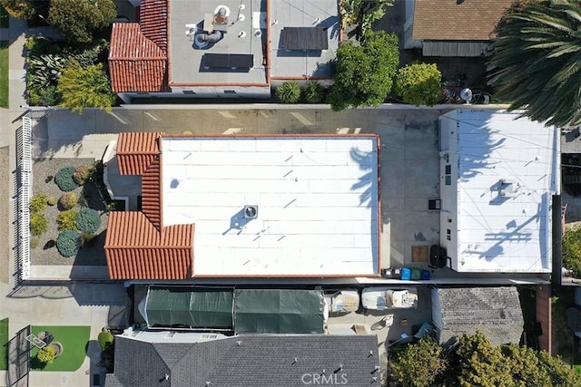21312133 S Cloverdale Ave, Los Angeles, CA 90016 - drone / aerial view