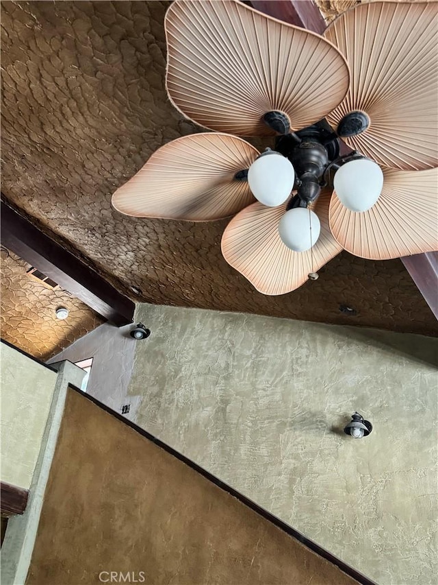 2617 Arbor Dr, Frazier Park, CA 93225 - detailed view of beamed ceiling