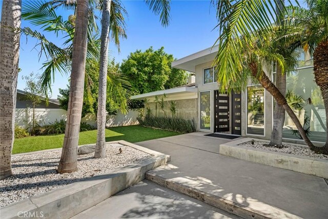 10255 Overhill Dr, Santa Ana, CA 92705 - view of patio
