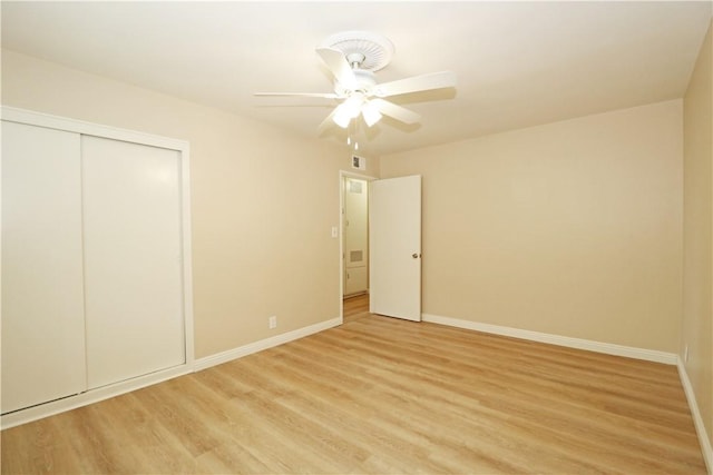 1116 N Center St, Orange, CA 92867 - unfurnished bedroom featuring light wood-style flooring, a closet, and a ceiling fan