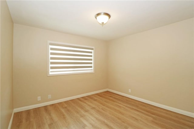 1116 N Center St, Orange, CA 92867 - unfurnished room featuring light wood-style flooring and baseboards
