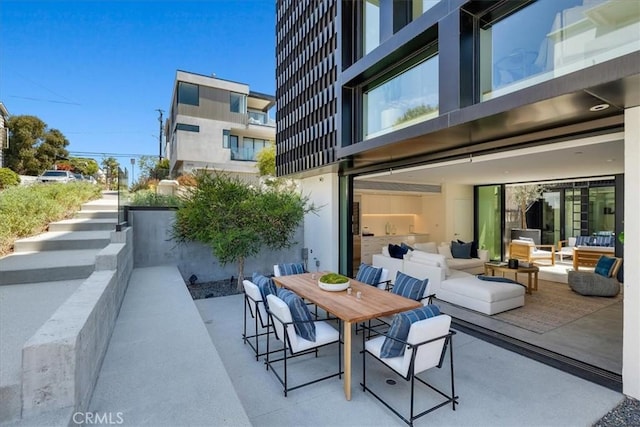 2821 Alma Ave, Manhattan Beach, CA 90266 - view of patio with outdoor dining space and an outdoor hangout area