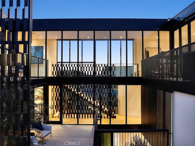 2821 Alma Ave, Manhattan Beach, CA 90266 - view of gate
