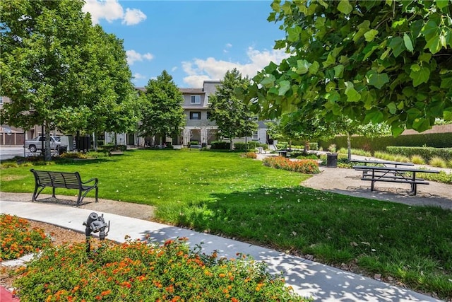 1152 Newberry Ln, Claremont, CA 91711 - view of community featuring a yard