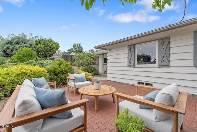 455 E Laurel Ave, Sierra Madre, CA 91024 - view of patio / terrace