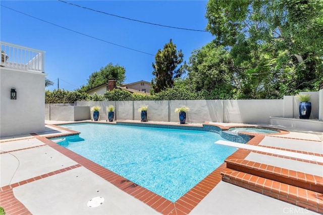 245 Surf Pl, Seal Beach, CA 90740 - view of pool featuring a patio and a pool with connected hot tub