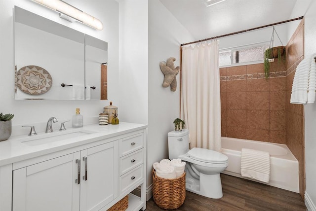 2046 Ups Cir, Oceanside, CA 92054 - full bath with vanity, shower / tub combo with curtain, and wood finished floors