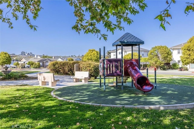 1432 Blackberry Ave, Arroyo Grande, CA 93420 - community jungle gym featuring a lawn and a residential view