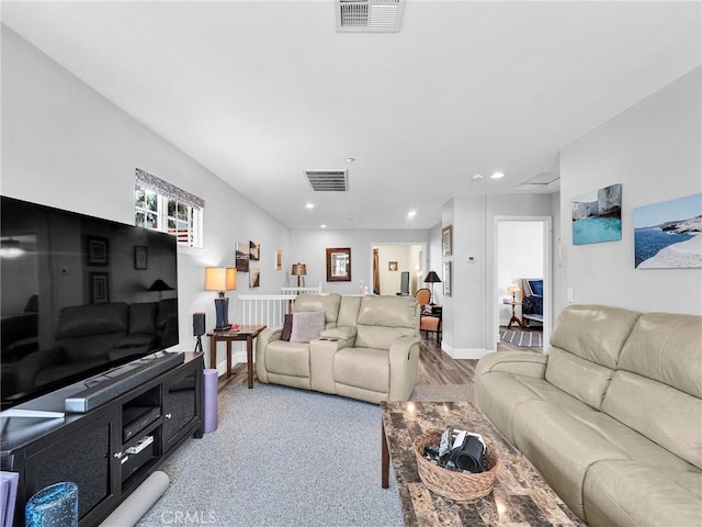 13906 Lexicon Ave, Sylmar, CA 91342 - living room featuring recessed lighting