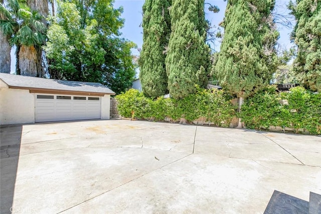 17800 Raymer St, Sherwood Forest, CA 91325 - garage with driveway