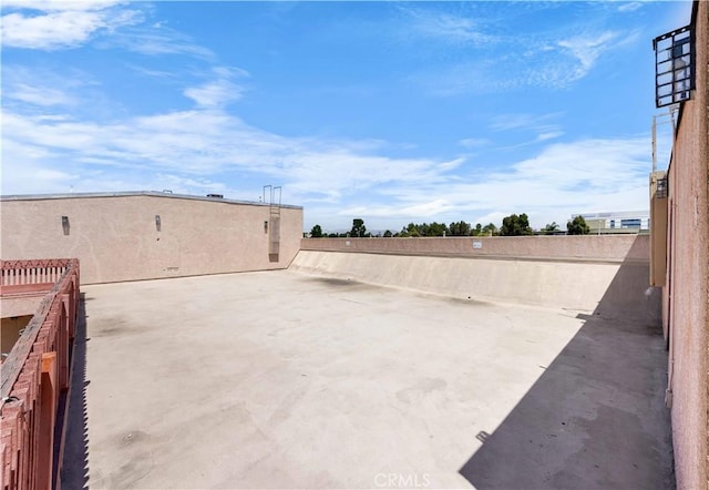 7924 Woodman Ave Unit 20, Panorama City, CA 91402 - view of patio / terrace