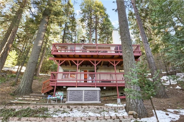 28410 Altamont Ct, Lake Arrowhead, CA 92352 - rear view of property featuring a deck