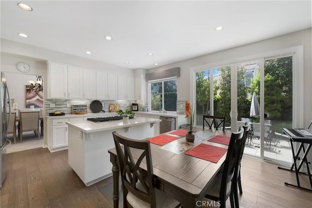 3 Heatherwood, Irvine, CA 92620 - dining room featuring recessed lighting and wood finished floors