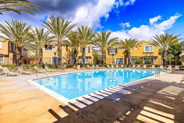 27569 Viridian St Unit 1, Murrieta, CA 92562 - community pool with a patio area and a residential view