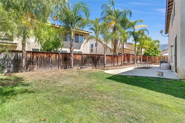 24934 Pine Creek Loop, Corona, CA 92883 - fenced backyard with a patio