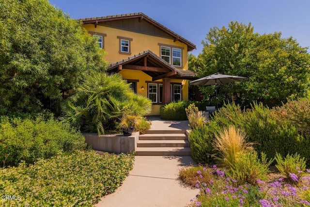 11570 Oakcrest Ave, Ojai, CA 93023 - craftsman inspired home with stucco siding and a tiled roof