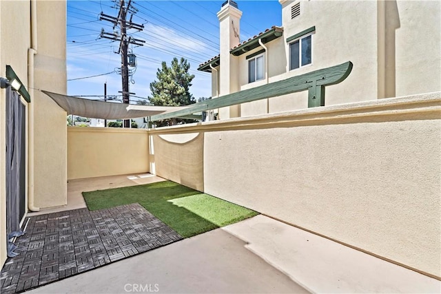 3919 W 242nd St Unit A, Torrance, CA 90505 - view of yard featuring a patio