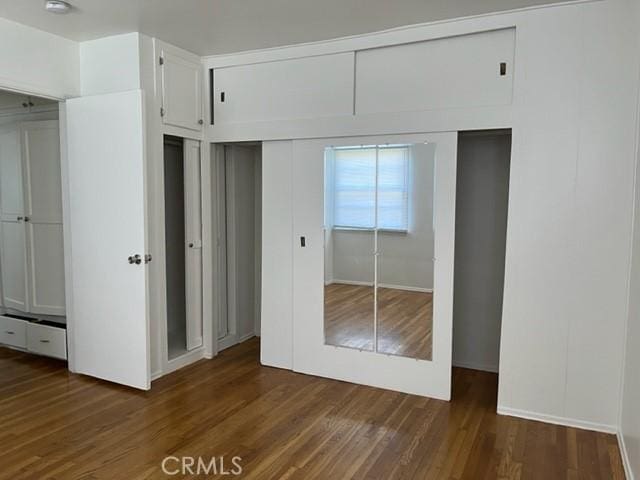 10856 Camarillo St, Toluca Lake, CA 91602 - view of closet