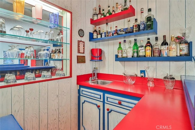 17313 Citronia St, Northridge, CA 91325 - indoor wet bar featuring wood walls