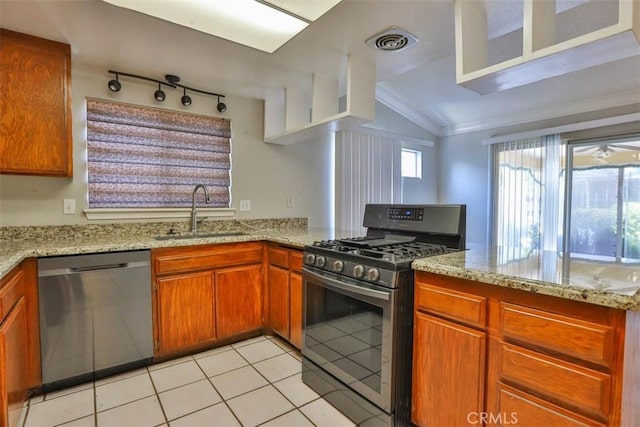 134 N Woodlake St, Lake Elsinore, CA 92530 - photo 18