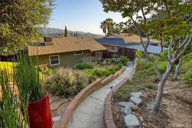 6541 Tokay Rd, Tujunga, CA 91042 - view of yard featuring a mountain view