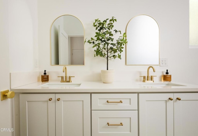 221 N 7th St, Santa Paula, CA 93060 - full bathroom featuring double vanity