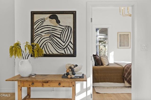 221 N 7th St, Santa Paula, CA 93060 - detailed view of wood finished floors