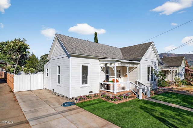 221 N 7th St, Santa Paula, CA 93060 - view of front of property with covered porch, roof with shingles, and crawl space