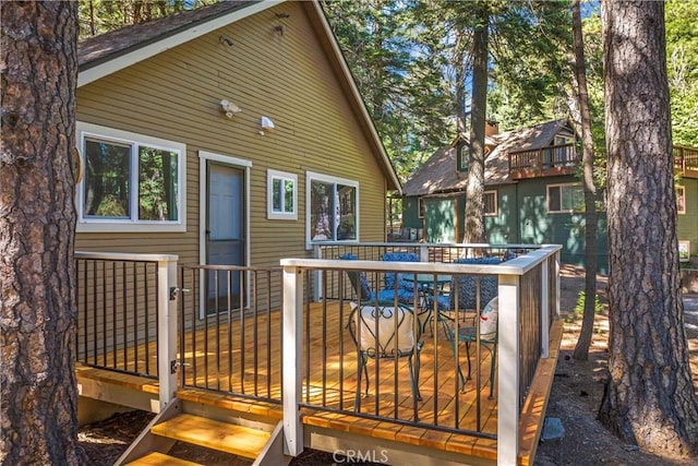 27917 Squirrel Ln, Lake Arrowhead, CA 92352 - view of wooden deck