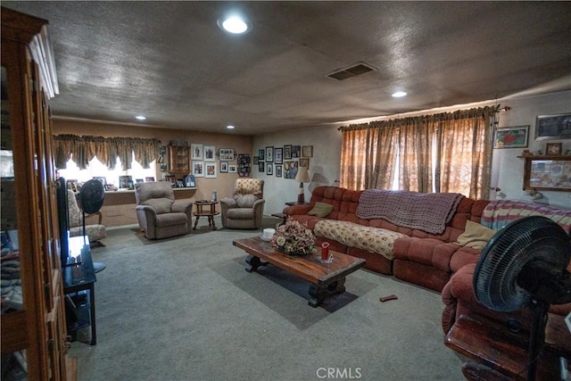 22731 Bryman Rd, Oro Grande, CA 92368 - carpeted living area featuring recessed lighting