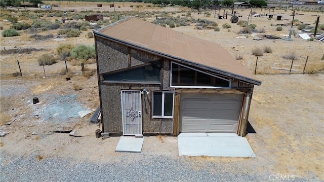 22731 Bryman Rd, Oro Grande, CA 92368 - view of garage