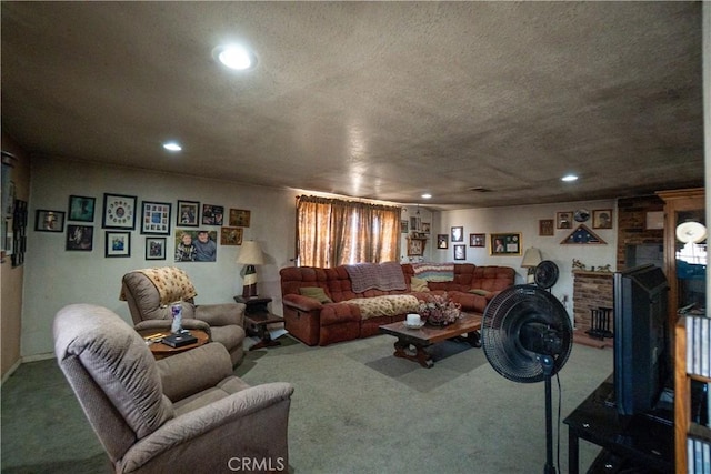 22731 Bryman Rd, Oro Grande, CA 92368 - carpeted living area featuring recessed lighting