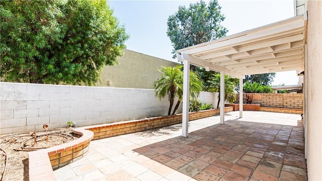 14053 Bluewood Dr, Fontana, CA 92337 - photo 17
