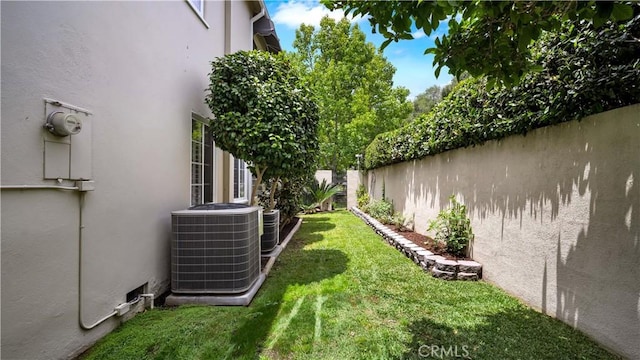 2105 N Heliotrope Dr, Santa Ana, CA 92706 - photo 48