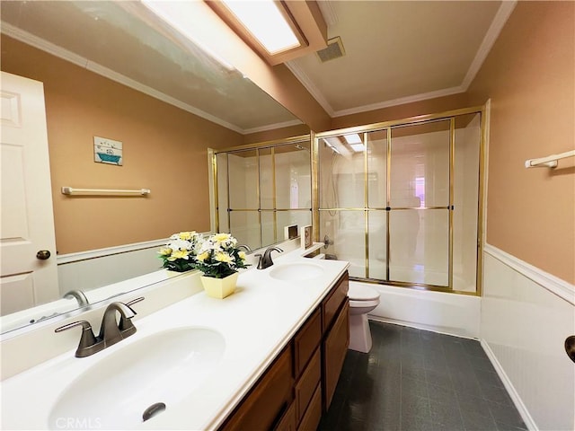 17346 Cold Spring Cir, Riverside, CA 92503 - full bath with double vanity, combined bath / shower with glass door, and crown molding