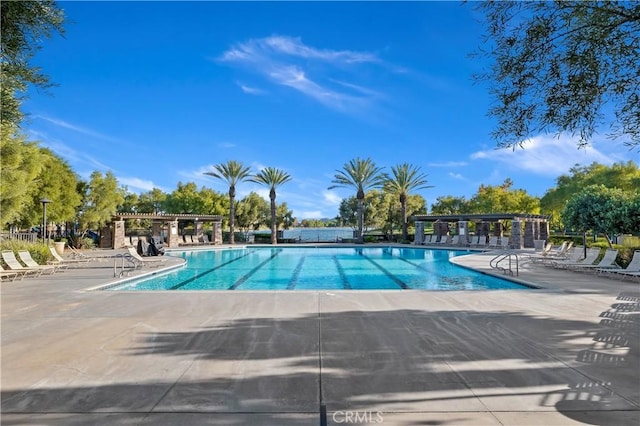 27843 Huron Ct, Menifee, CA 92585 - community pool with a patio area