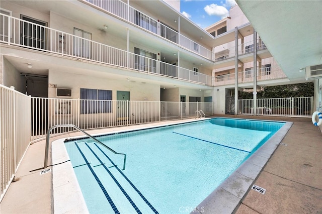 5320 Zelzah Ave Unit 106, Encino, CA 91316 - view of community pool