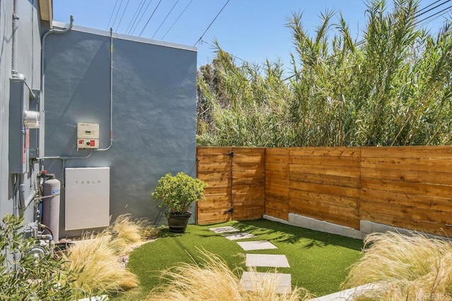 3585 Redwood St, San Diego, CA 92104 - view of yard