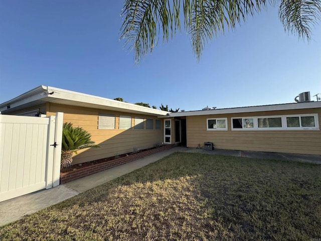 3026 Mission Village Dr, San Diego, CA 92123 - rear view of house