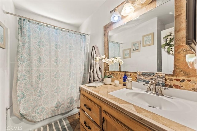 822 Corona Ave, Corona, CA 92879 - full bathroom with vanity and shower / tub combo