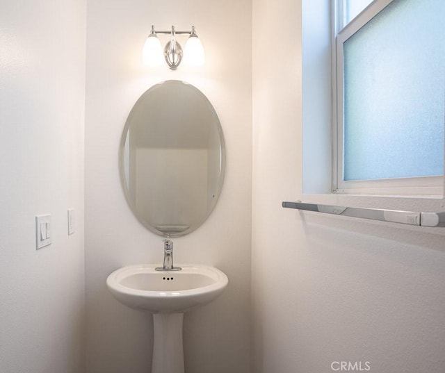 26370 Piazza Di Sarro, Newhall, CA 91321 - view of bathroom