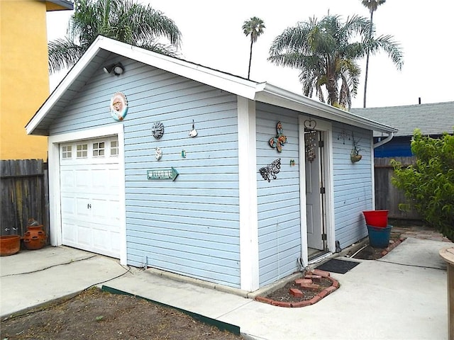 2616 S Denison Ave, San Pedro, CA 90731 - view of detached garage