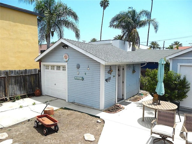 2616 S Denison Ave, San Pedro, CA 90731 - view of detached garage