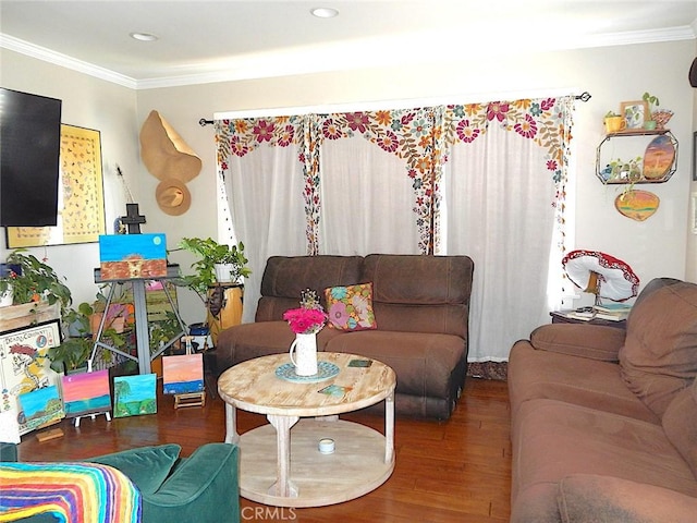 2616 S Denison Ave, San Pedro, CA 90731 - living room featuring wood finished floors, ornamental molding, and recessed lighting